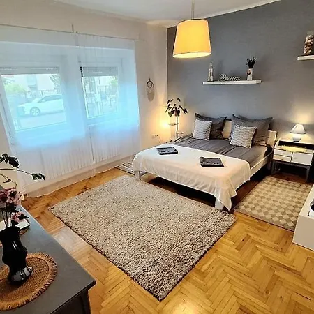 La Casita Vendeghaz * Erlau